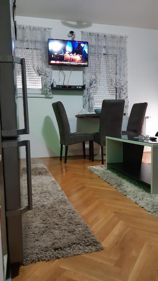 Apartman Luna Apartamento Valjevo Exterior foto